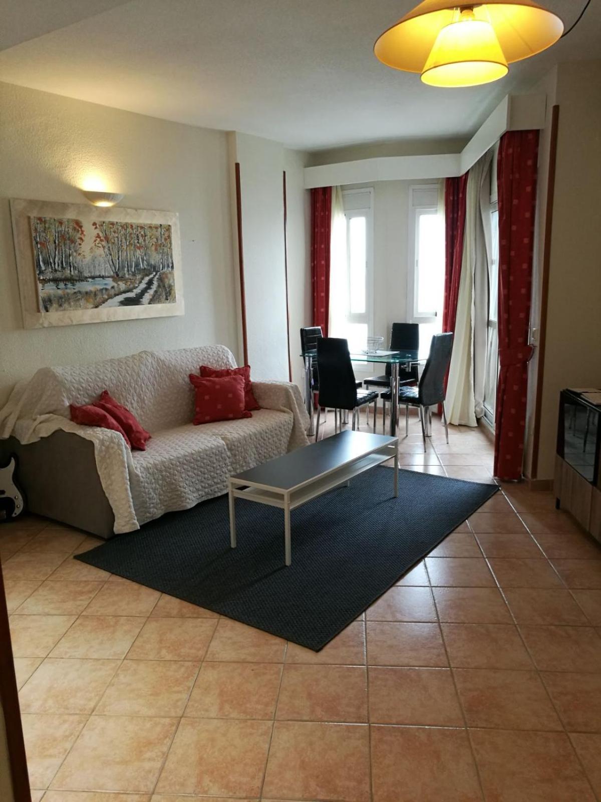 Benal Beach Apartments مالقة المظهر الخارجي الصورة