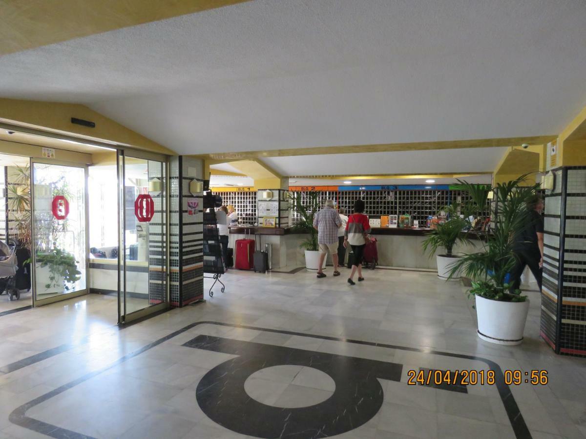 Benal Beach Apartments مالقة المظهر الخارجي الصورة